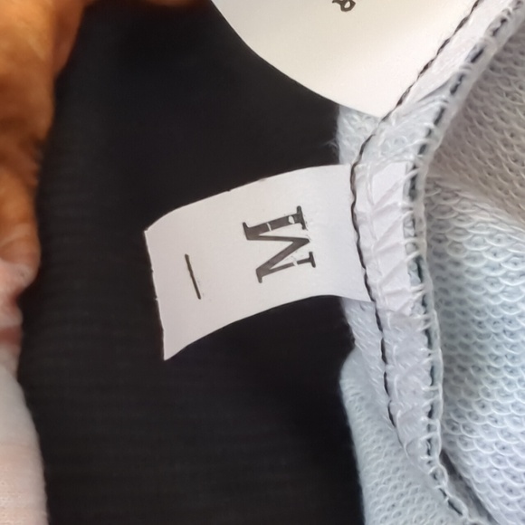 St. Patrick's Day Sweatshirt Funny Dog With Glasses Men's Medium NWOT - Picture 4 of 5